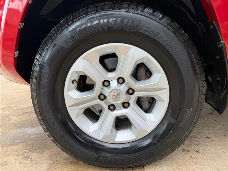 Toyota 4Runner SR5 2WD 2016