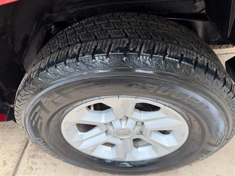 Toyota 4Runner SR5 2WD 2016