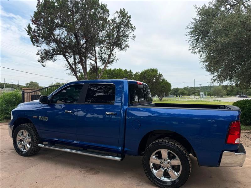 RAM 1500 SLT Crew Cab SWB 2WD 2017