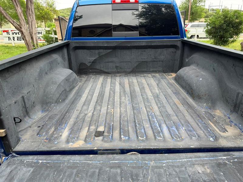 RAM 1500 SLT Crew Cab SWB 2WD 2017