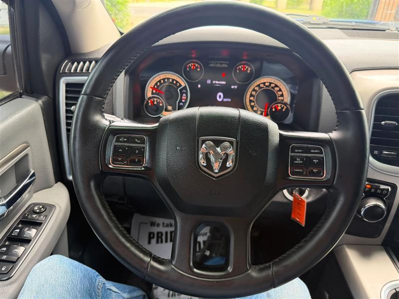 RAM 1500 SLT Crew Cab SWB 2WD 2017