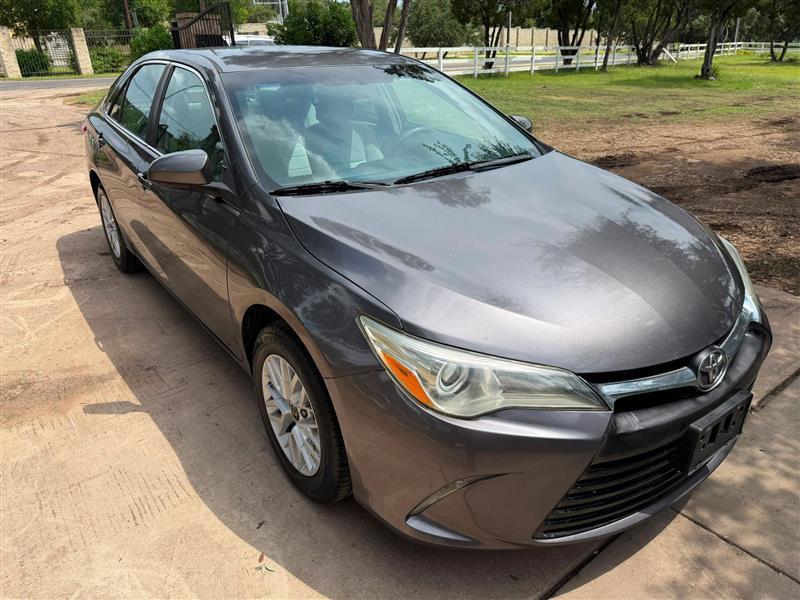 Toyota Camry LE 2016