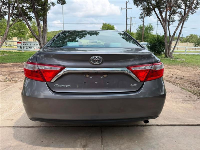 Toyota Camry LE 2016
