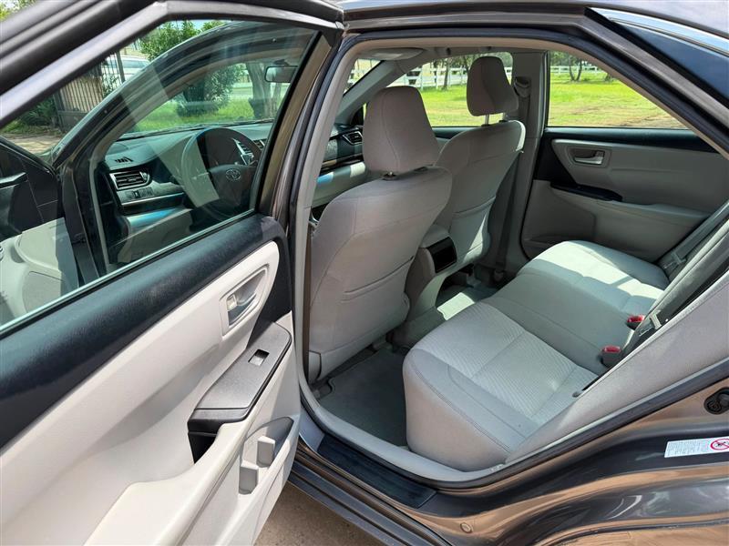 Toyota Camry LE 2016