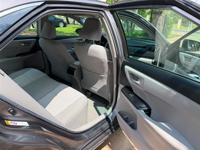 Toyota Camry LE 2016