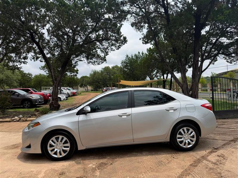 Toyota Corolla LE CVT 2017