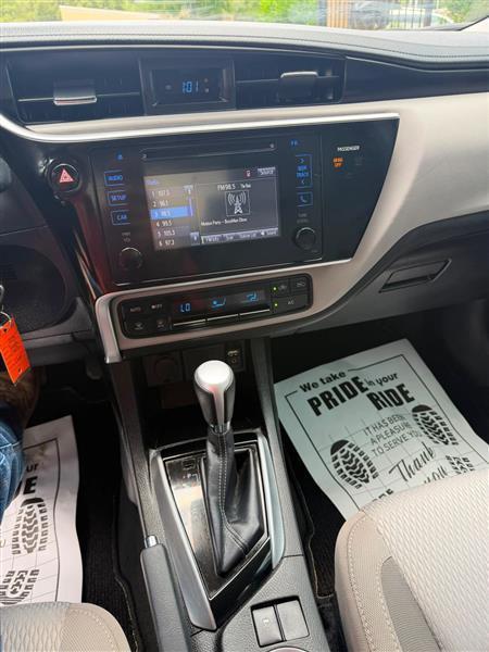 Toyota Corolla LE CVT 2017