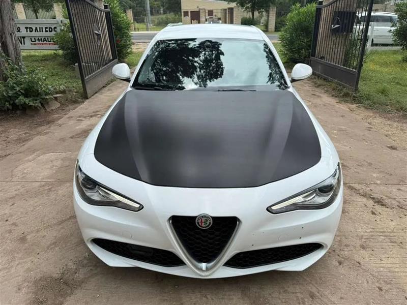 Alfa Romeo Giulia Sprint 2021