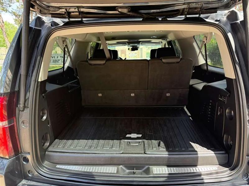 Chevrolet Suburban LT 2WD 2019