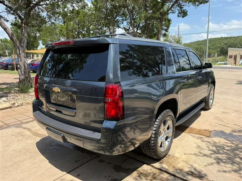 Chevrolet Suburban LT 2WD 2019