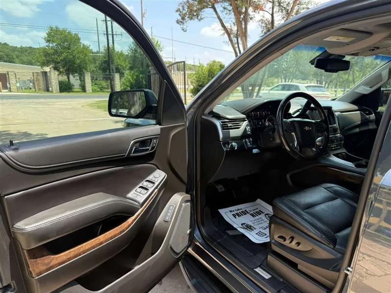Chevrolet Suburban LT 2WD 2019