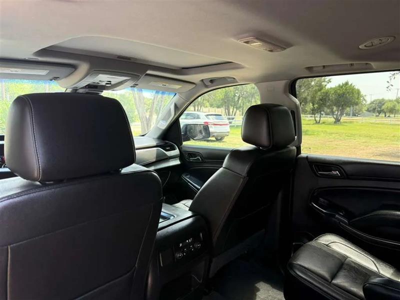 Chevrolet Suburban LT 2WD 2019