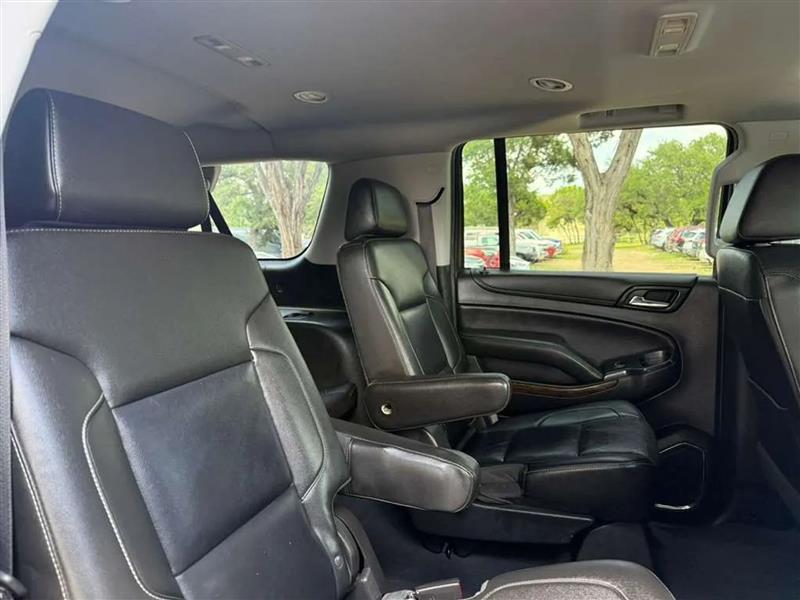 Chevrolet Suburban LT 2WD 2019