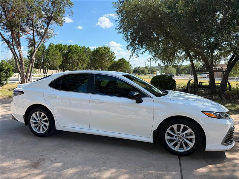 Toyota Camry LE 2023