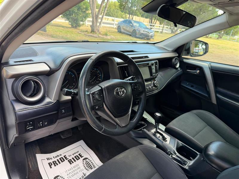 Toyota RAV4 XLE AWD 2018