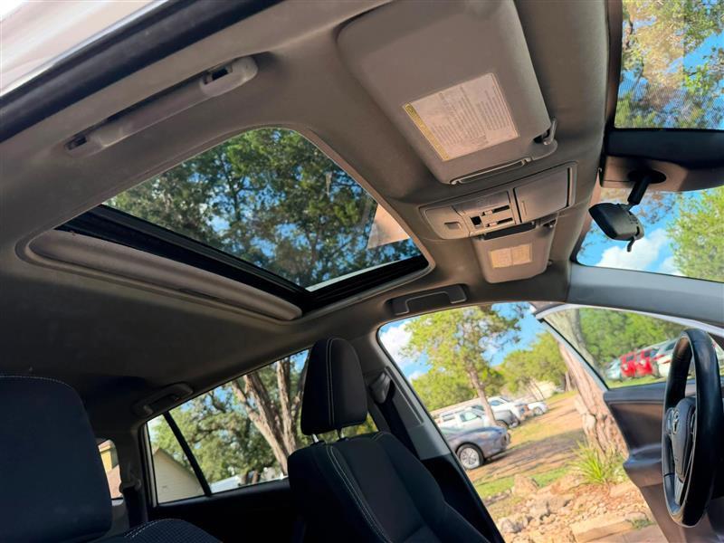 Toyota RAV4 XLE AWD 2018