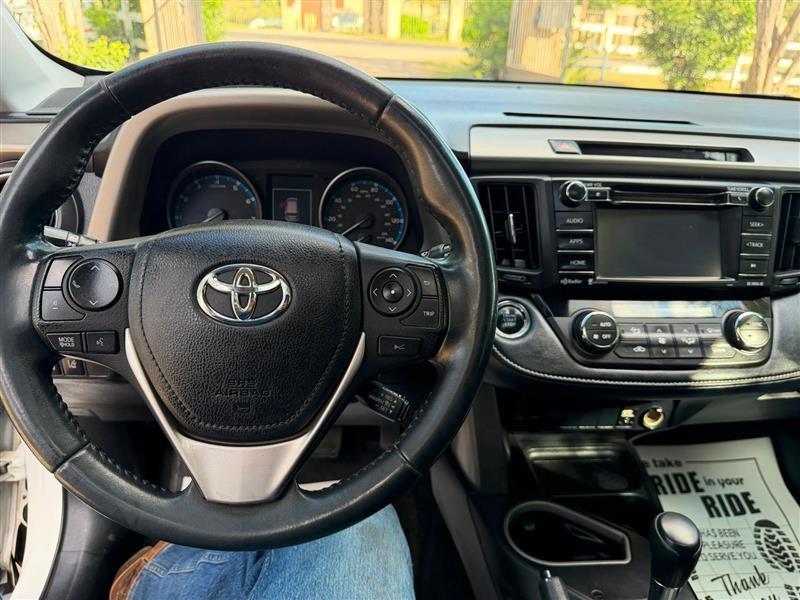Toyota RAV4 XLE AWD 2018