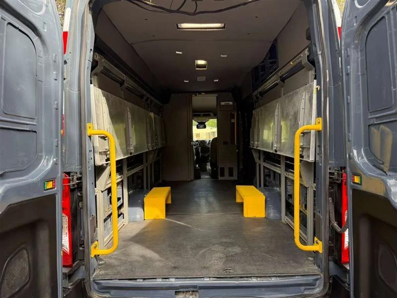 Ford Transit 250 Van High Roof w/Sliding Pass. 148-in. WB EL 2019