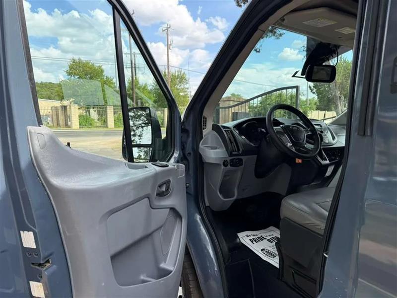 Ford Transit 250 Van High Roof w/Sliding Pass. 148-in. WB EL 2019