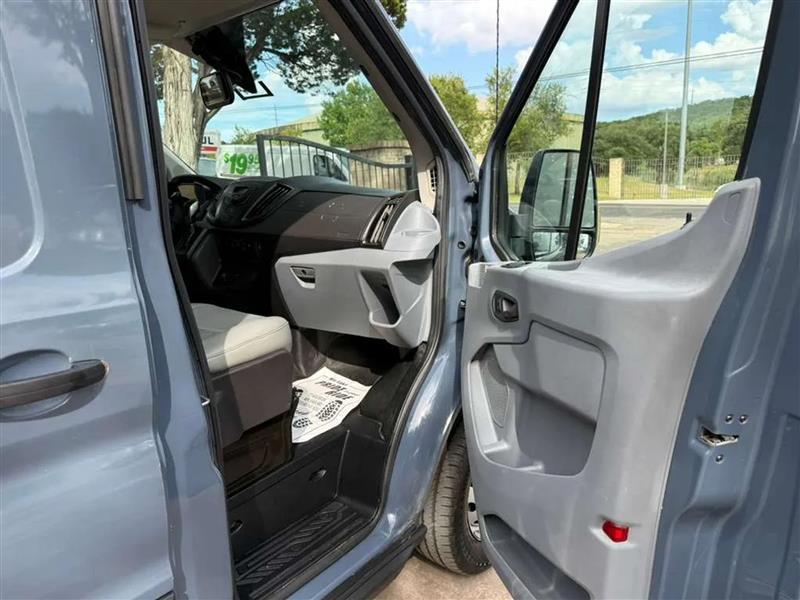 Ford Transit 250 Van High Roof w/Sliding Pass. 148-in. WB EL 2019