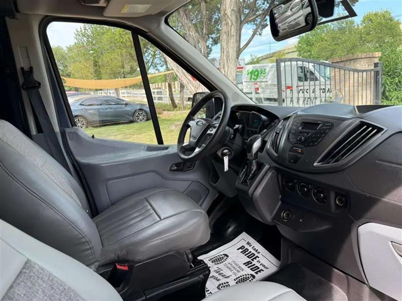 Ford Transit 250 Van High Roof w/Sliding Pass. 148-in. WB EL 2019
