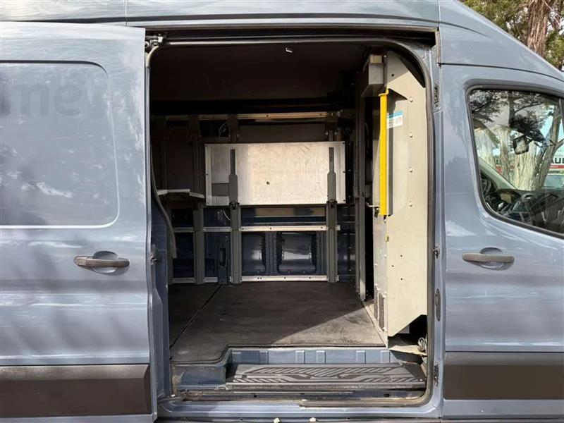Ford Transit 250 Van High Roof w/Sliding Pass. 148-in. WB EL 2019