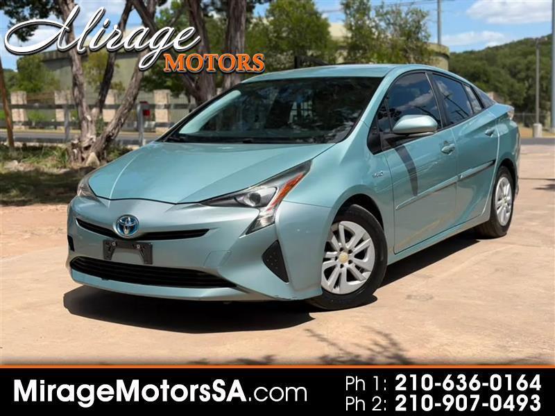Toyota Prius Two 2016