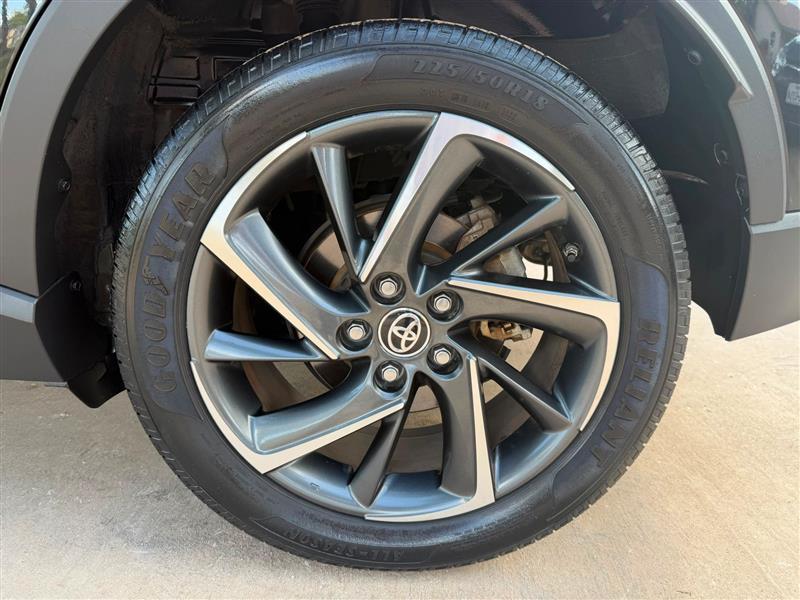 Toyota C-HR Limited 2020