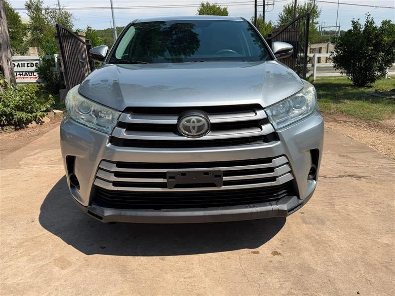 Toyota Highlander LE FWD I4 2019