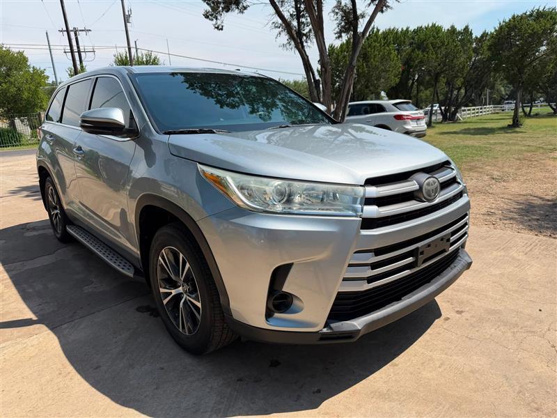 Toyota Highlander LE FWD I4 2019