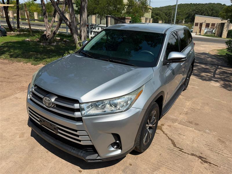 Toyota Highlander LE FWD I4 2019