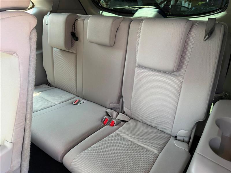 Toyota Highlander LE FWD I4 2019