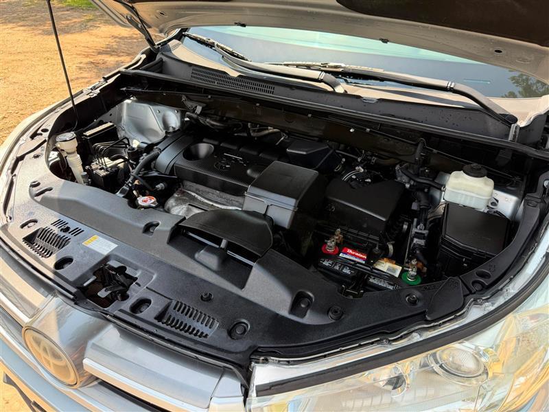 Toyota Highlander LE FWD I4 2019