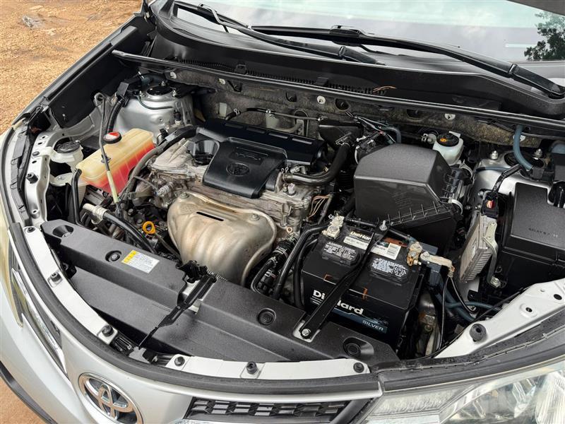Toyota RAV4 LE FWD 2015
