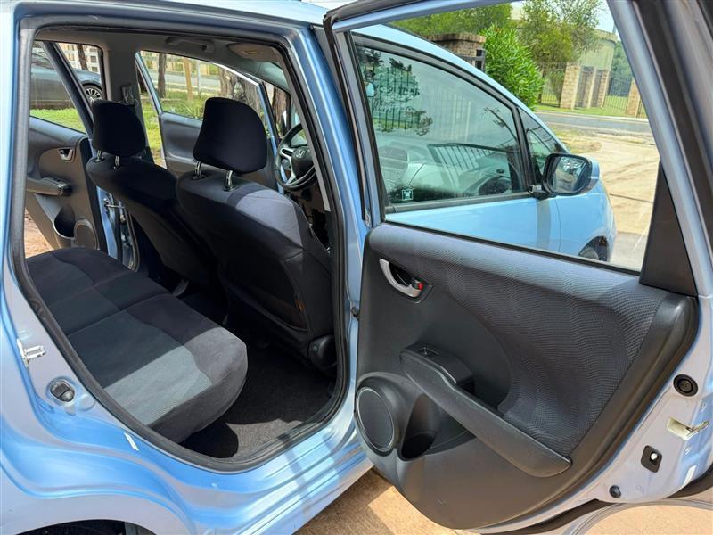 Honda Fit Sport 5-Speed AT 2009