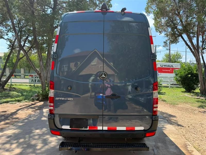 Mercedes-Benz Sprinter 2500 144-in. WB 2018