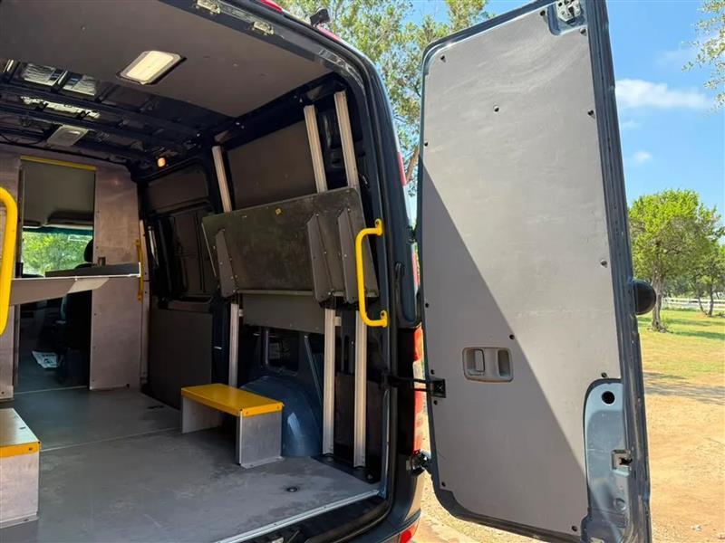 Mercedes-Benz Sprinter 2500 144-in. WB 2018