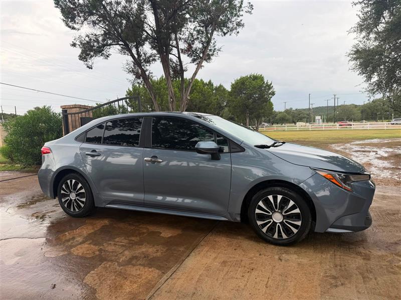 Toyota Corolla LE 2022