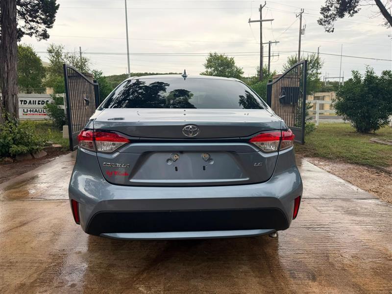 Toyota Corolla LE 2022