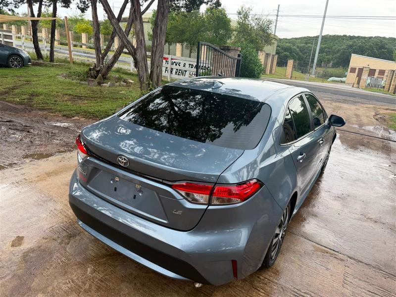 Toyota Corolla LE 2022