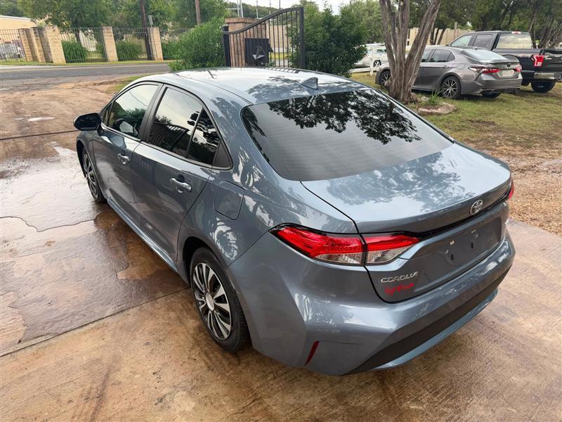 Toyota Corolla LE 2022