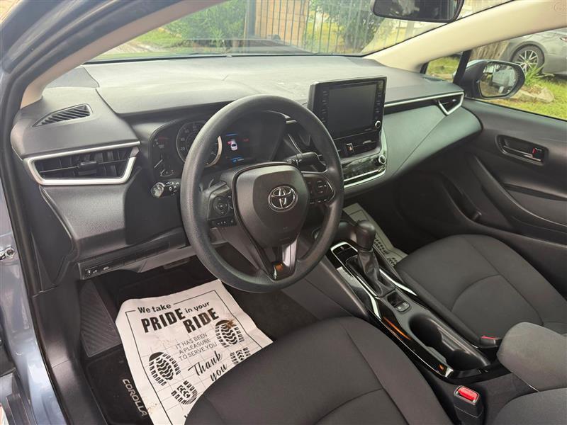 Toyota Corolla LE 2022