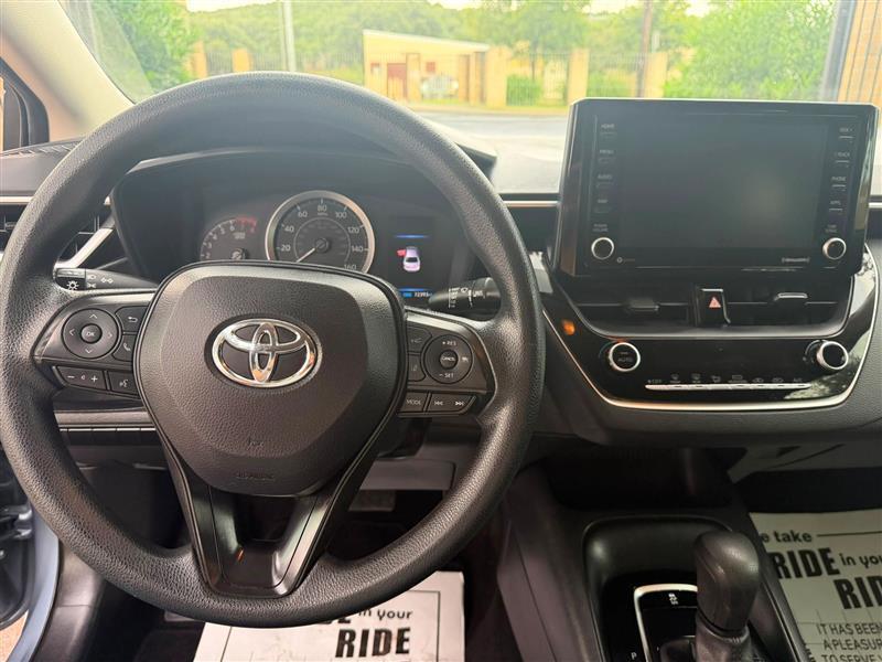 Toyota Corolla LE 2022