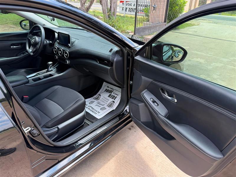 Nissan Sentra SV 2024