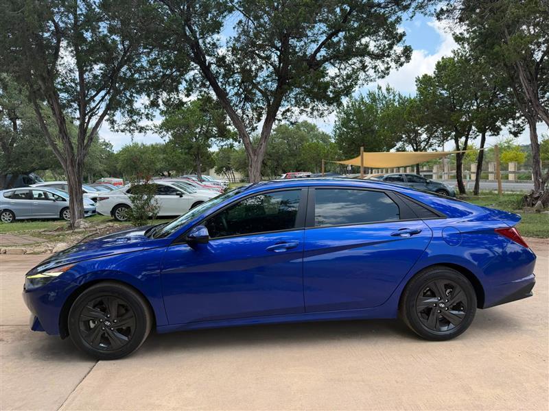 Hyundai Elantra SEL 2023