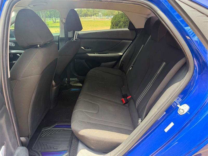 Hyundai Elantra SEL 2023