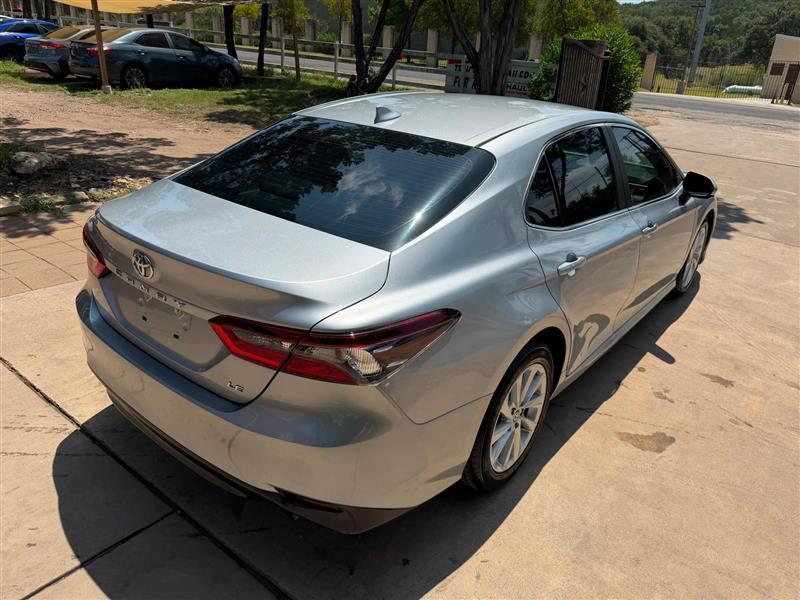 Toyota Camry LE 2021