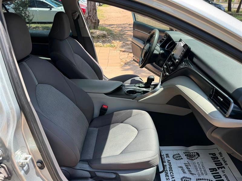 Toyota Camry LE 2021