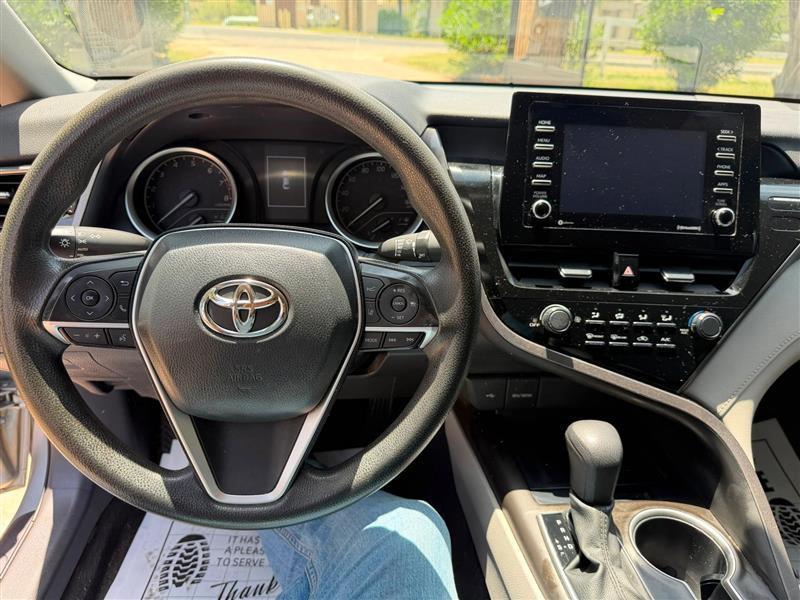 Toyota Camry LE 2021