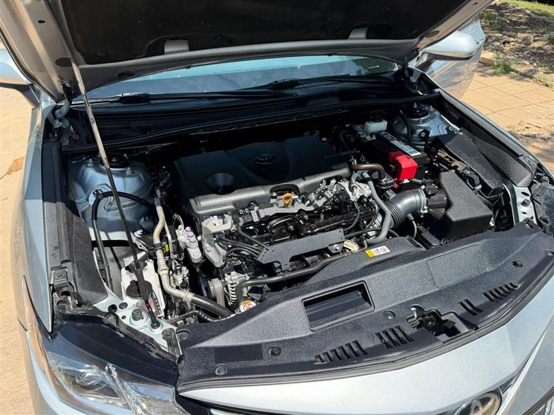 Toyota Camry LE 2021